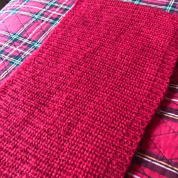 Classic Vintage Red Sparkle Infinity Loop Chunky Scarf - Picture 7 of 7